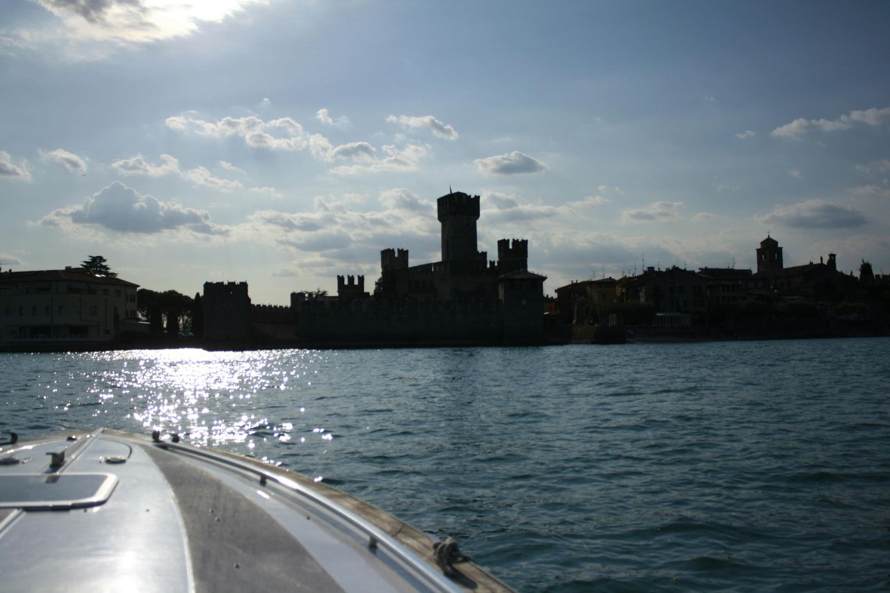 Lago di Garda: Tour in Barca di 25 Minuti della Penisola da Sirmione — 5