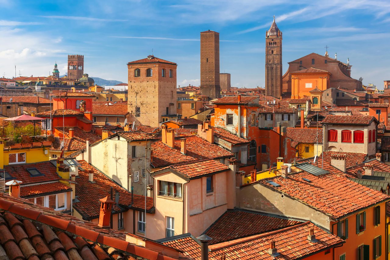 Bologna: Tour Guidato a Piedi in Centro Città — 2