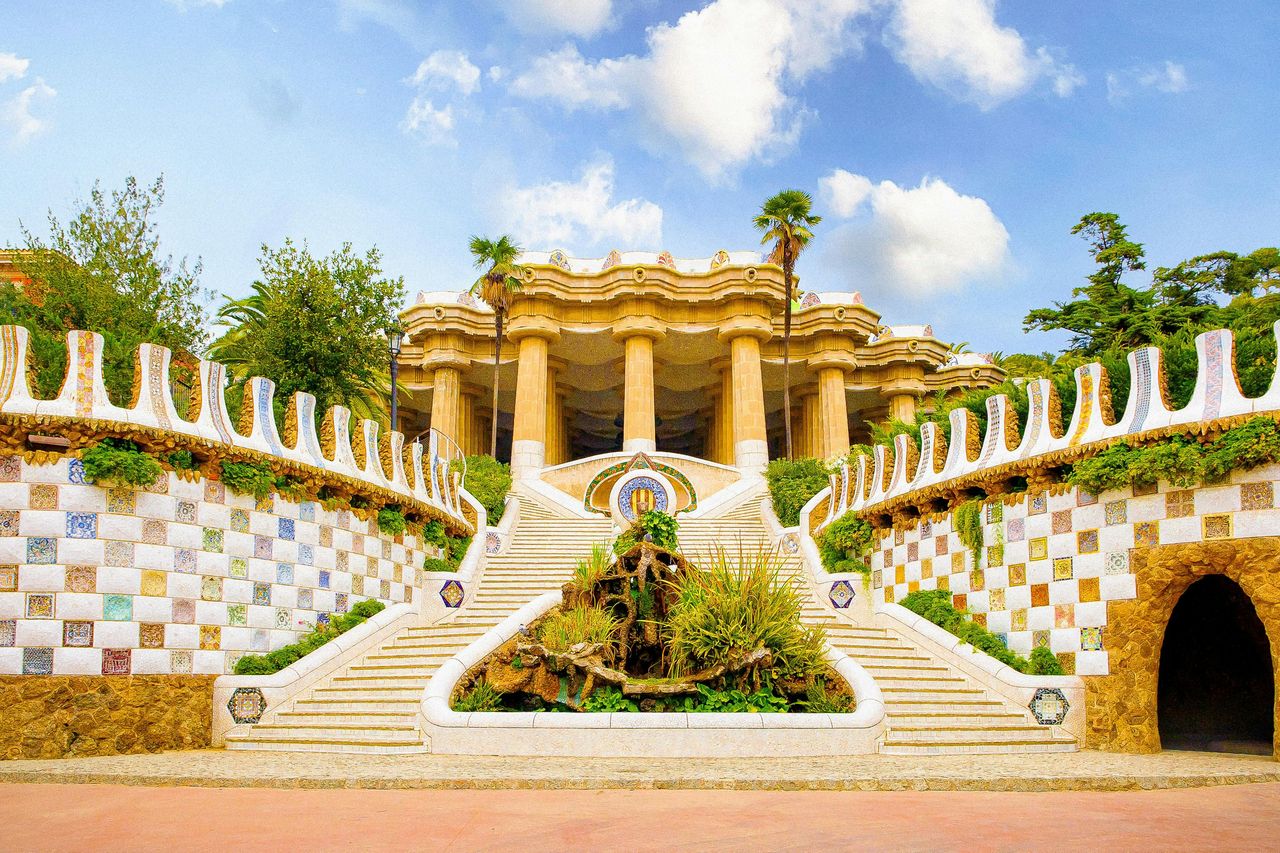 Parc Güell: Biglietto con accesso rapido + Tour guidato