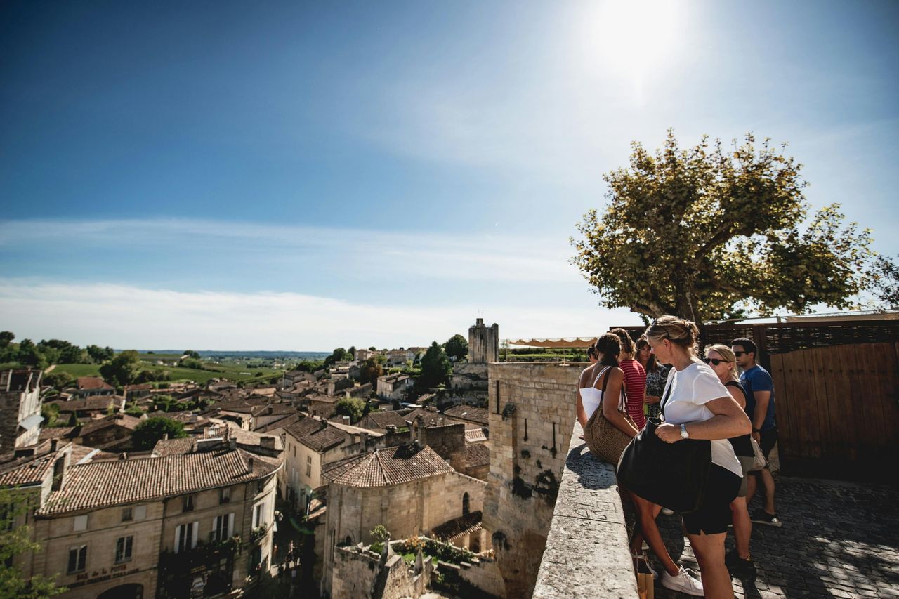 Saint-Emilion: Tour guidato di degustazione di vini + pranzo — 5
