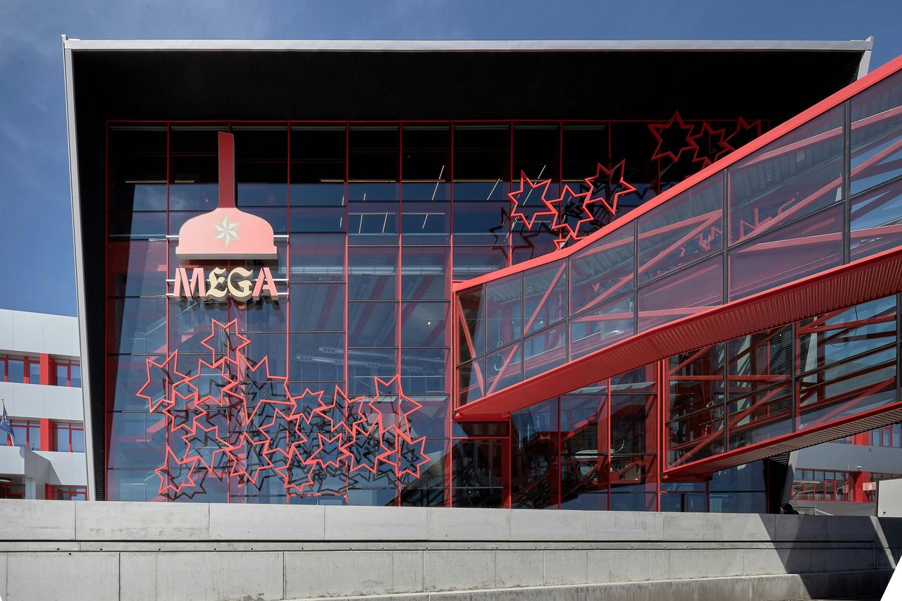 MEGA Mundo Estrella Galicia: Premium Beer Experience — 2