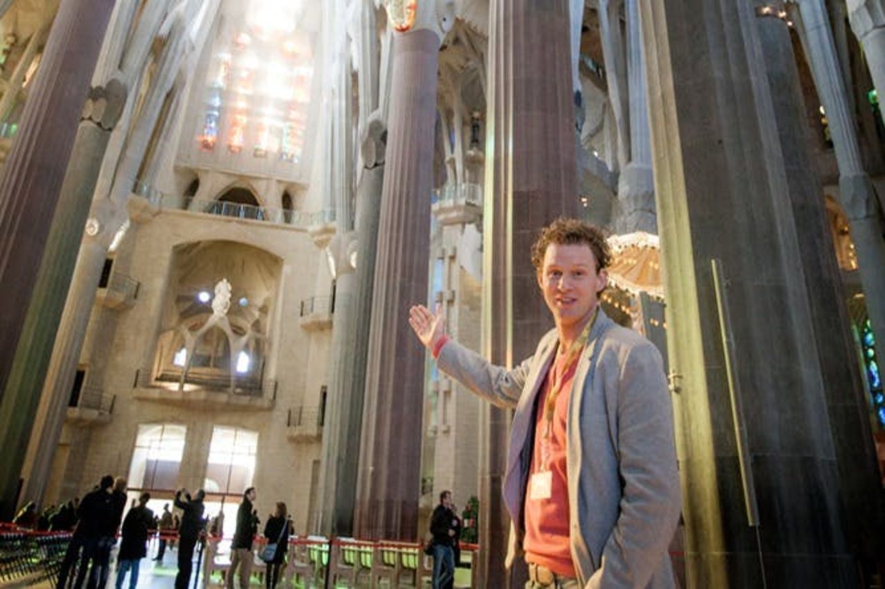 Vai con un locale: Salta la fila per il tour della Sagrada Família in olandese — 4