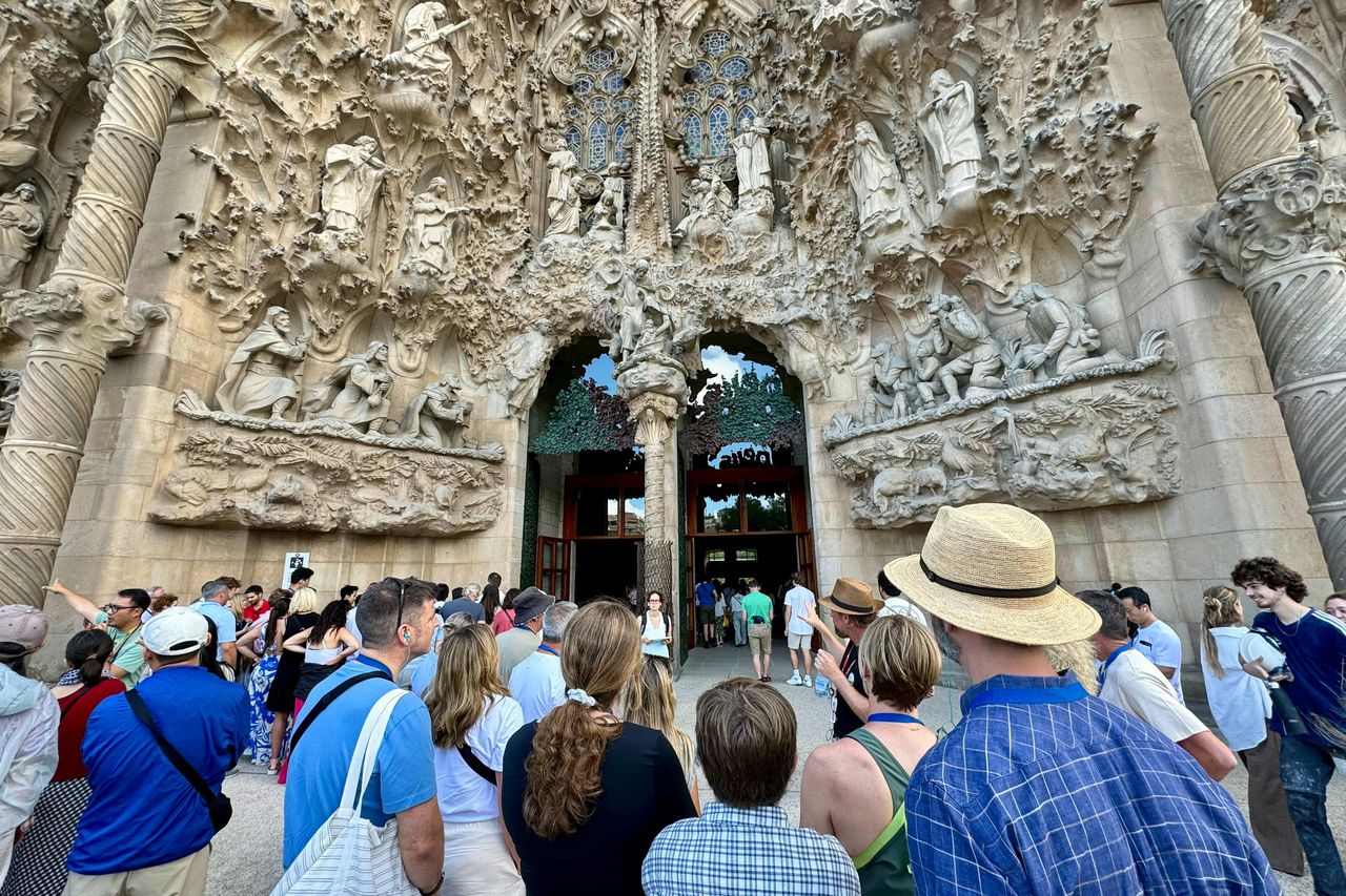 Sagrada Familia: visita guidata pomeridiana per piccoli gruppi — 7