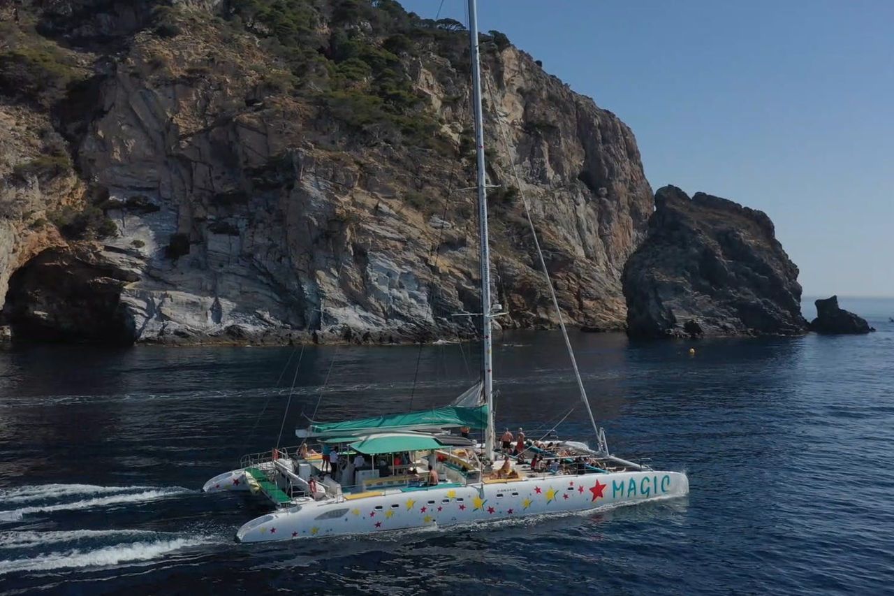 Cap Norfeu e Cadaques: Gita in barca a vela da Roses