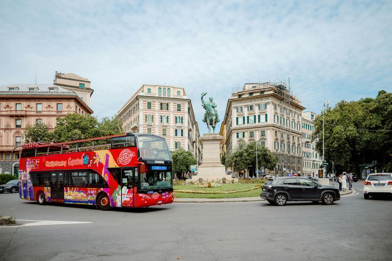 City Sightseeing Genova: Tour in Autobus Hop-on Hop-off — 7