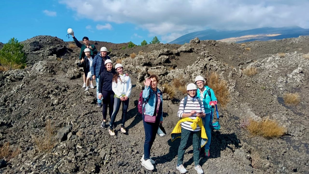 Monte Etna: Gita guidata di un giorno da Taormina + trasferimento andata e ritorno — 2