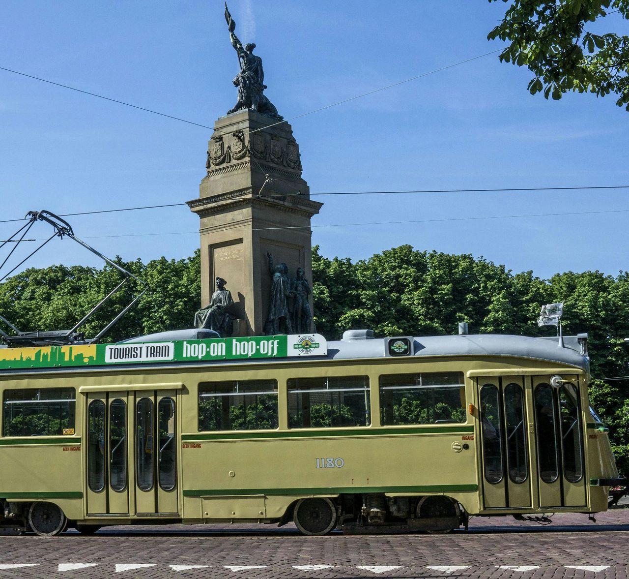 Tram turistico Hop-on Hop-off — 2
