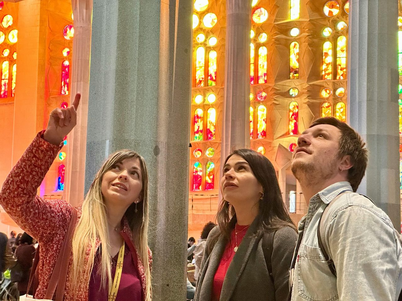 Go With A Local: Tour guidato della Sagrada Família con salta-coda in italiano — 2
