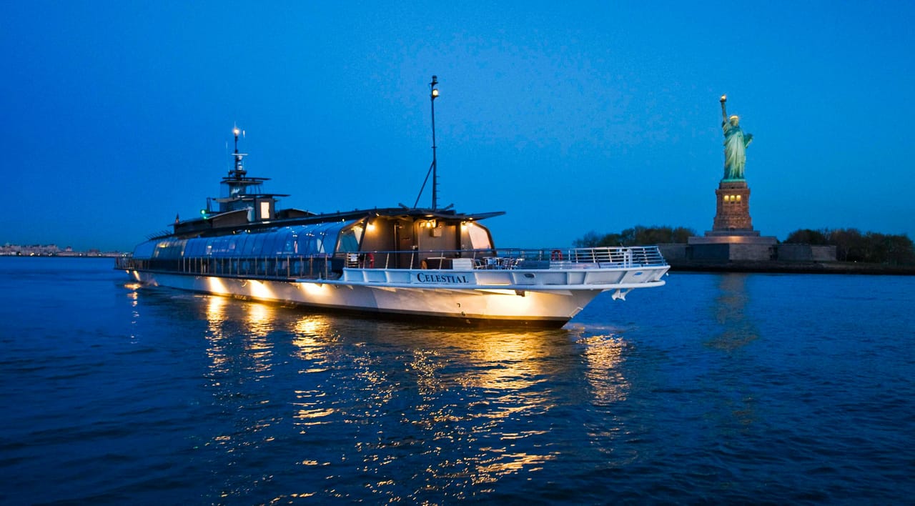 New York: Bateaux New York Tour in barca con cena — 7