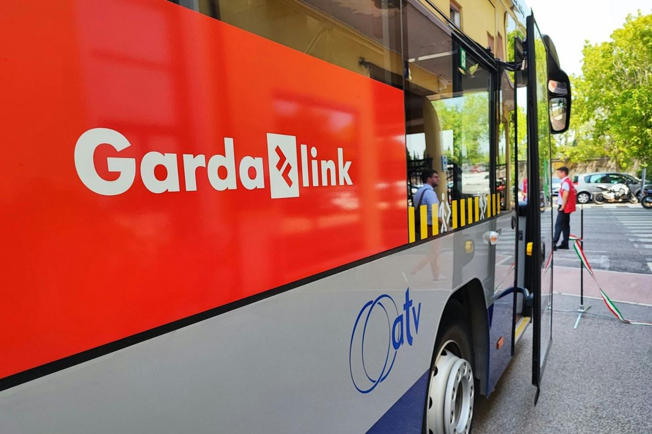 Lazise: Autobus + treno del Garda Link da Venezia — 2