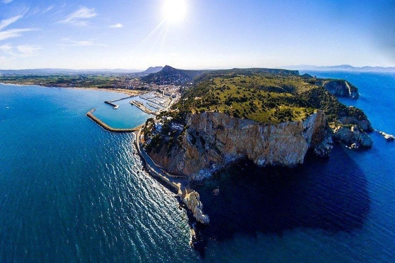 Illes Medes e L'Estartit: Tour in barca con il catamarano da Roses
