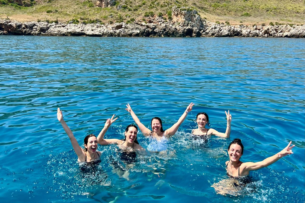 Riserva Naturale dello Zingaro: Tour guidato in barca + Pranzo + Bevande + Snorkeling — 2