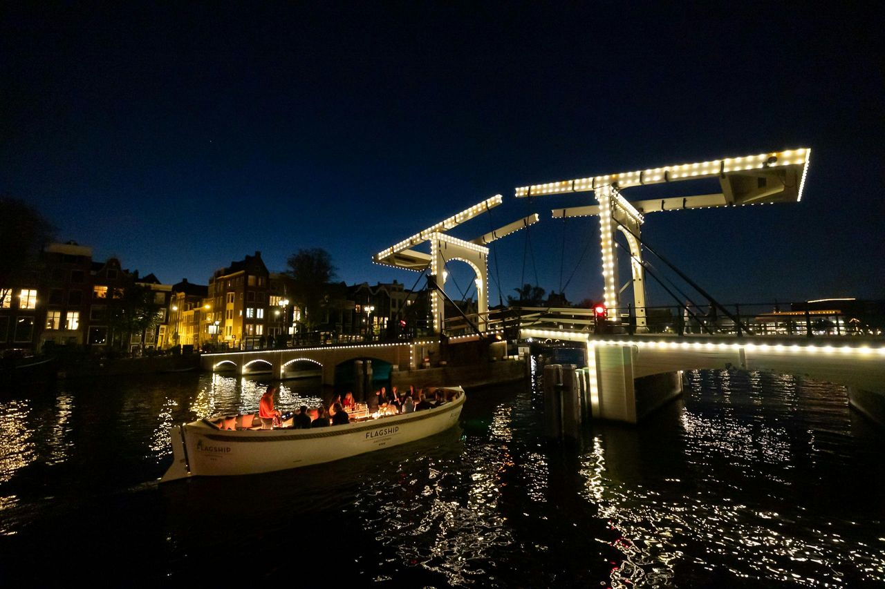 Amsterdam: Flagship Crociera serale sul canale dalla Casa di Anna Frank — 5