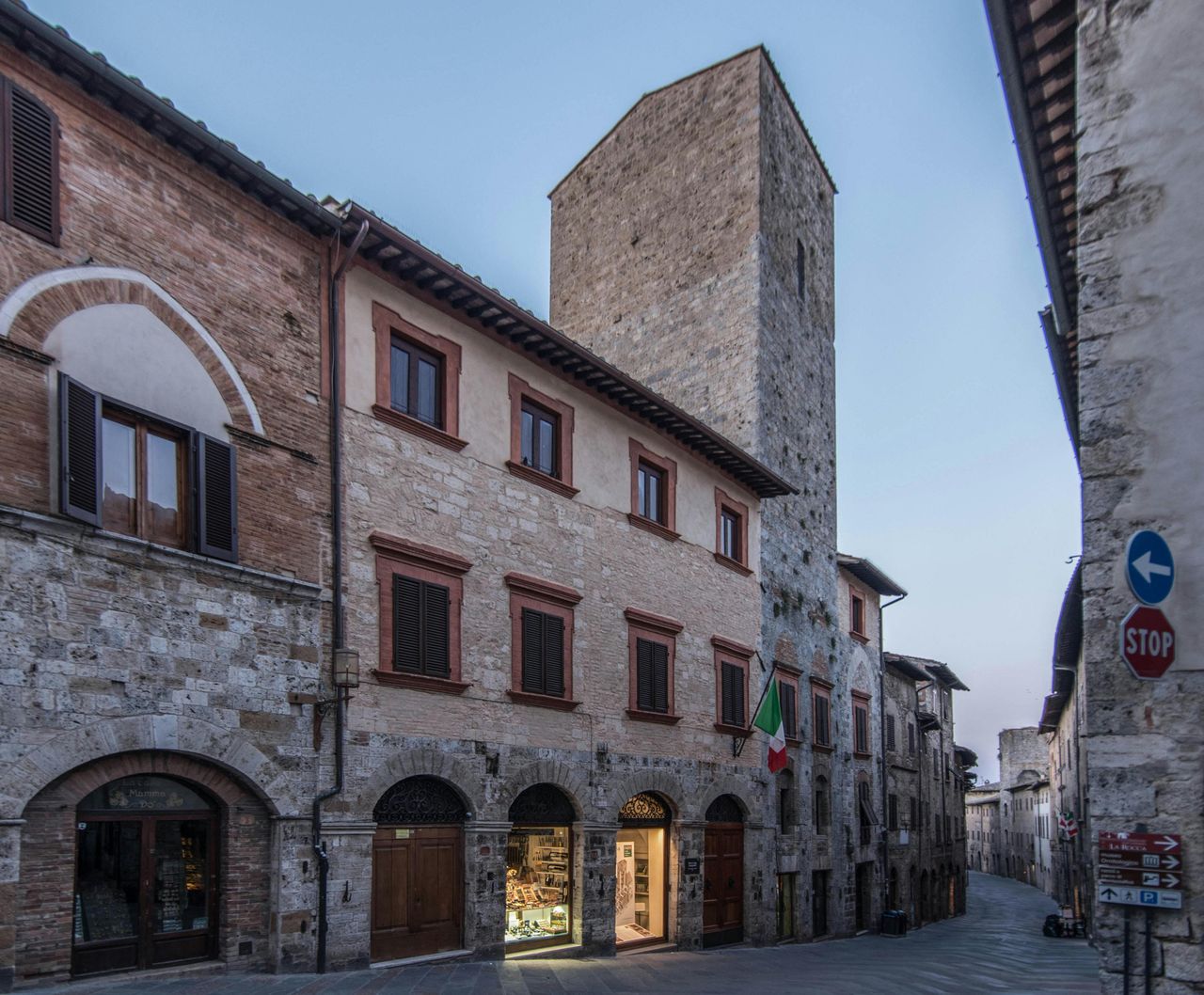 Torre e Casa Campatelli