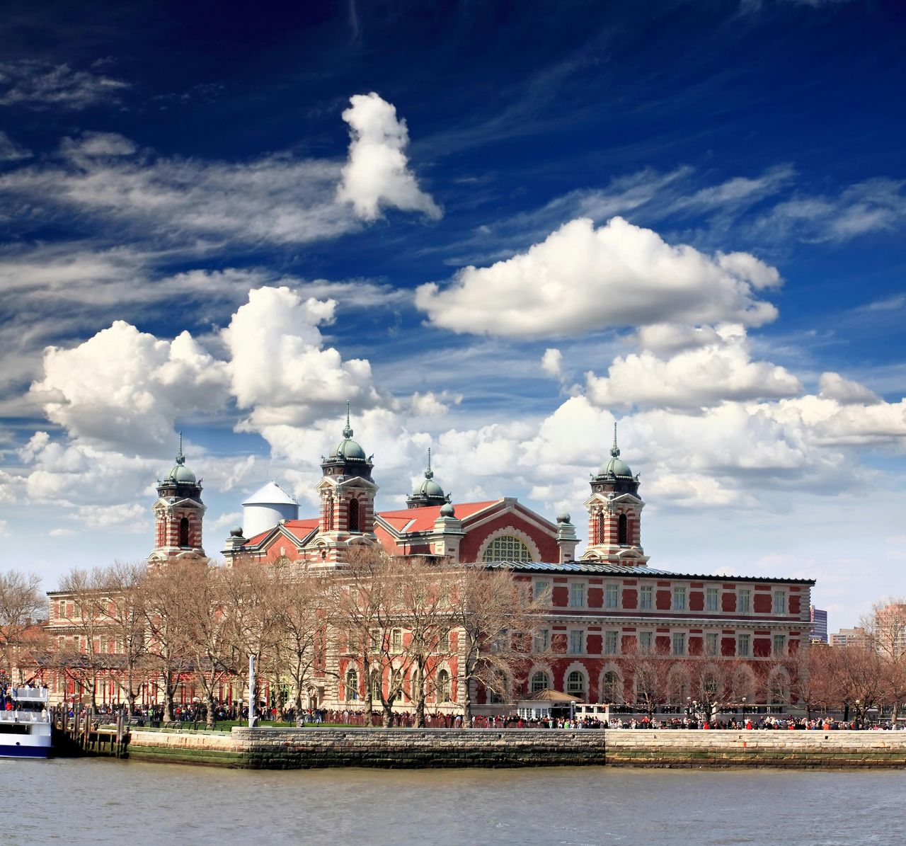 Statua della Libertà ed Ellis Island: Biglietto di ingresso + traghetto di andata e ritorno da Manhattan — 7
