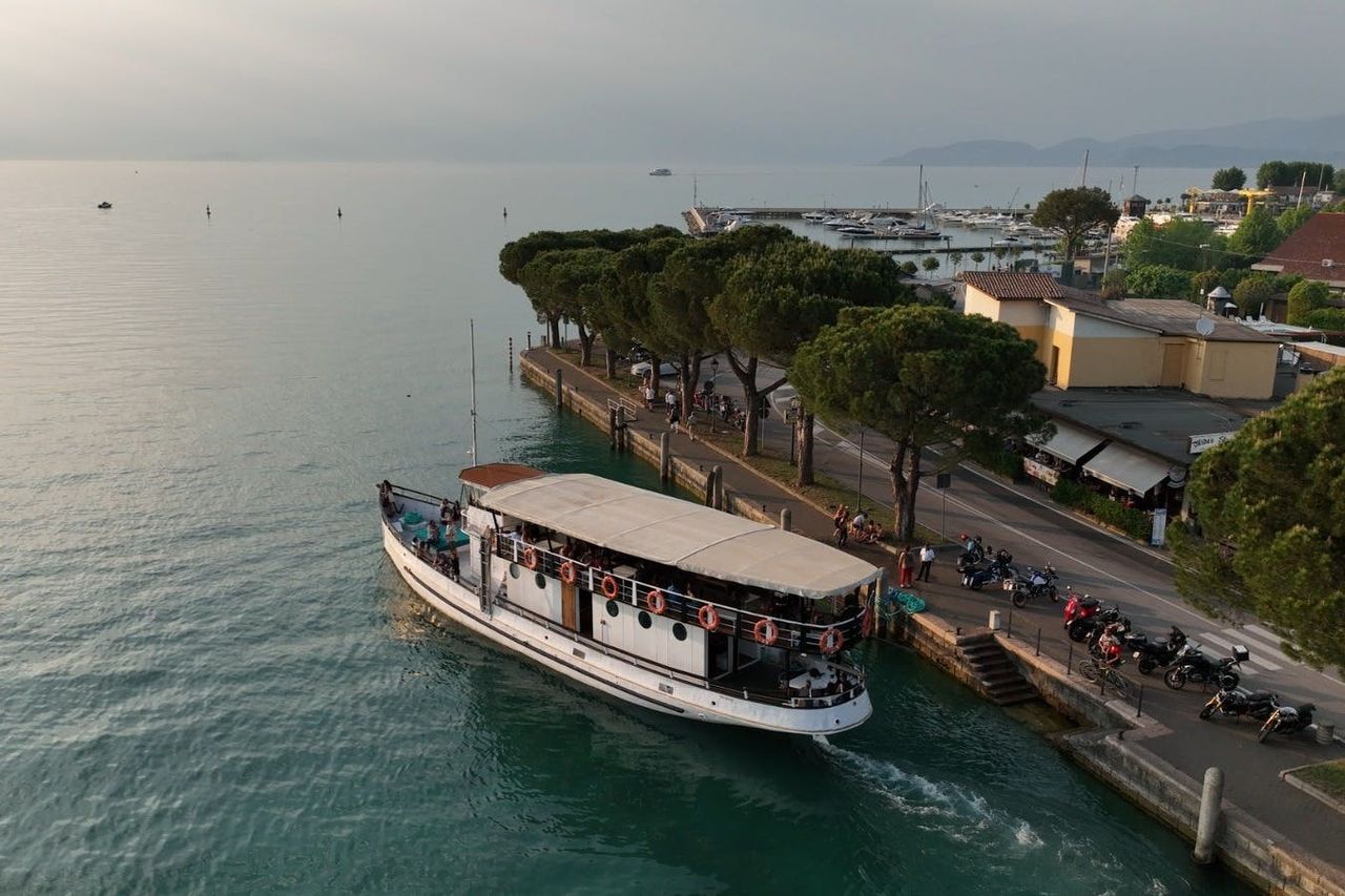 Lago di Garda: tour storico in barca da Peschiera del Garda — 2