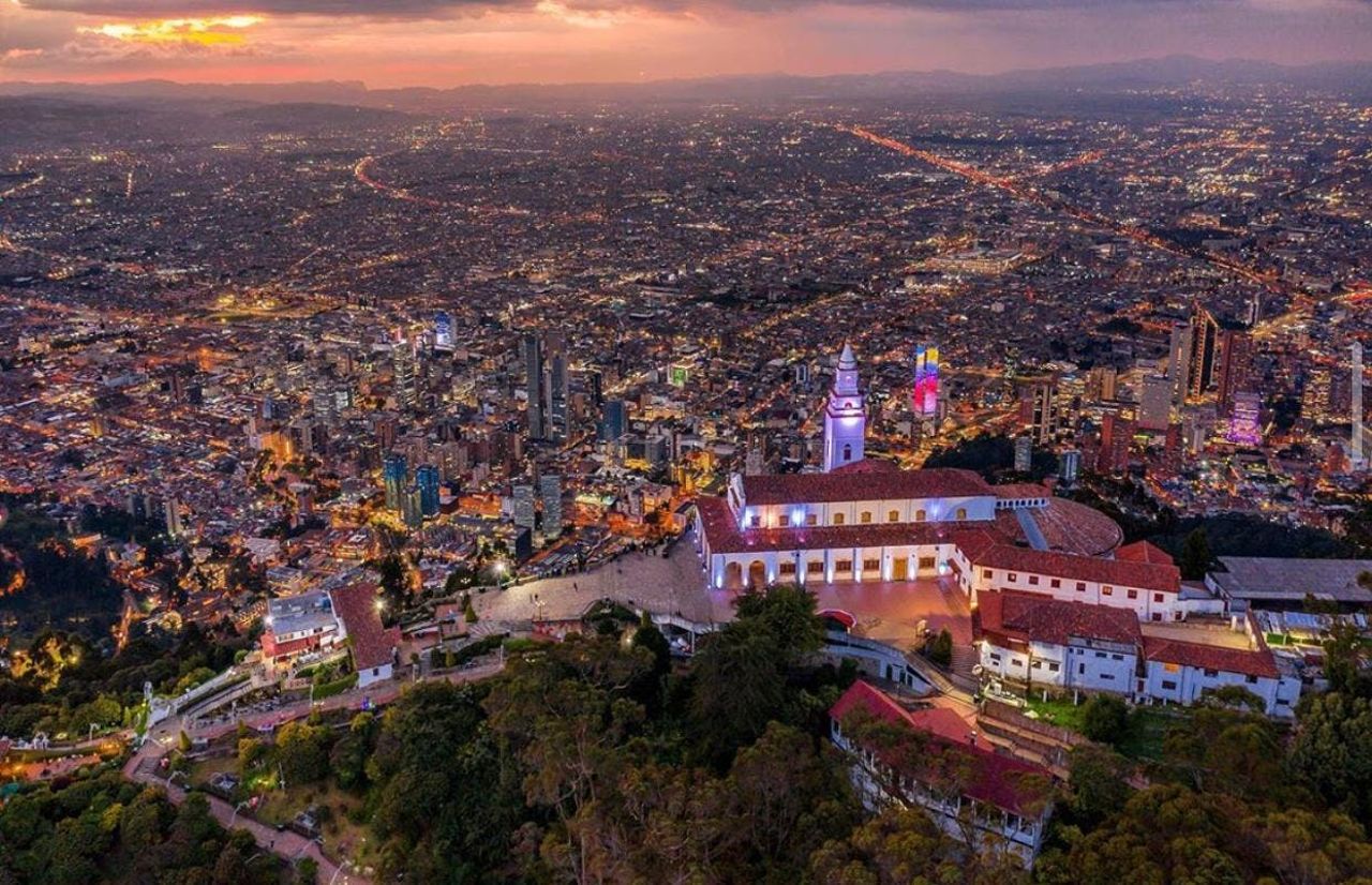 Monserrate: Funicolare o funivia andata e ritorno — 5