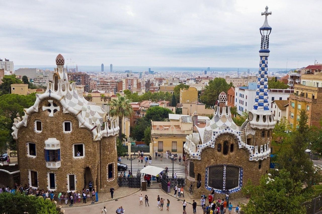 Parco Güell: Biglietto d'ingresso e Tour Guidato di 75 Minuti — 5