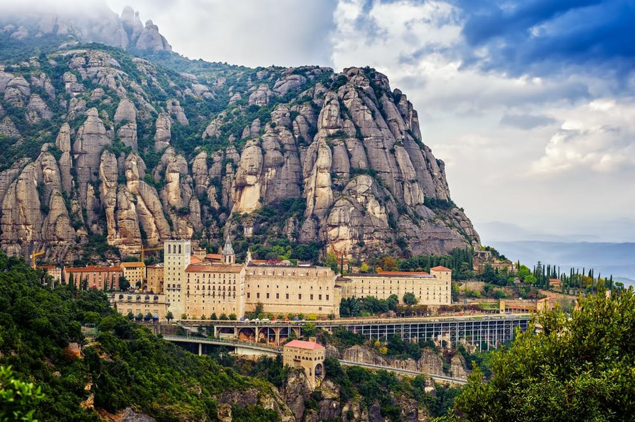 Montserrat Mountain Card: Treno da Barcellona + Ferrovia a cremagliera + Accesso Moreneta