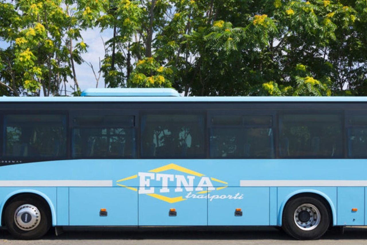 Aeroporto di Catania Fontanarossa: Trasferimento in autobus dal terminal degli autobus di Taormina all'aeroporto — 3