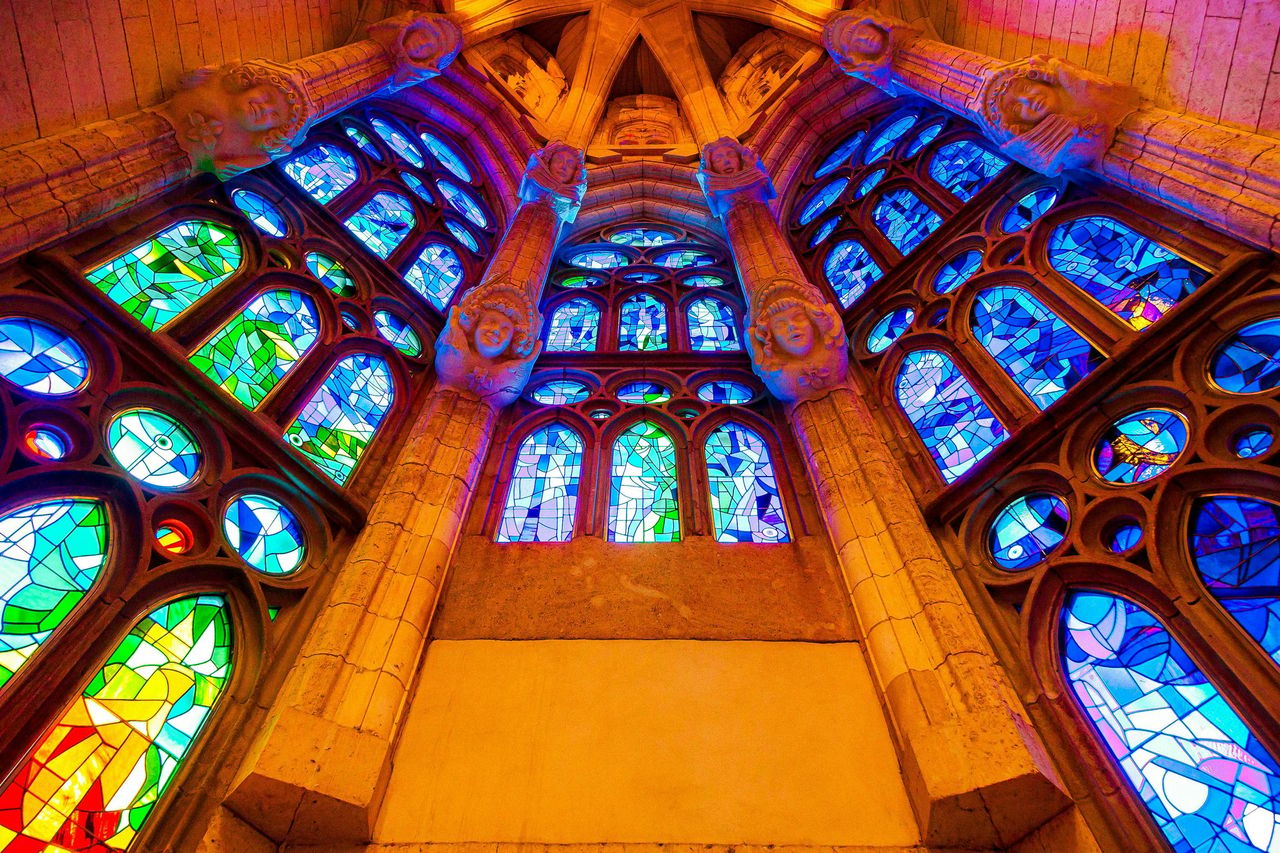 Sagrada Família: Biglietto Fast Track + Visita guidata — 4