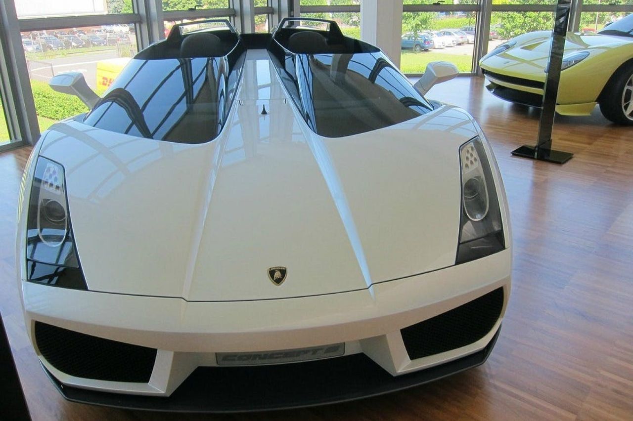 Biglietto d'ingresso al Museo Lamborghini e Ferrari — 8