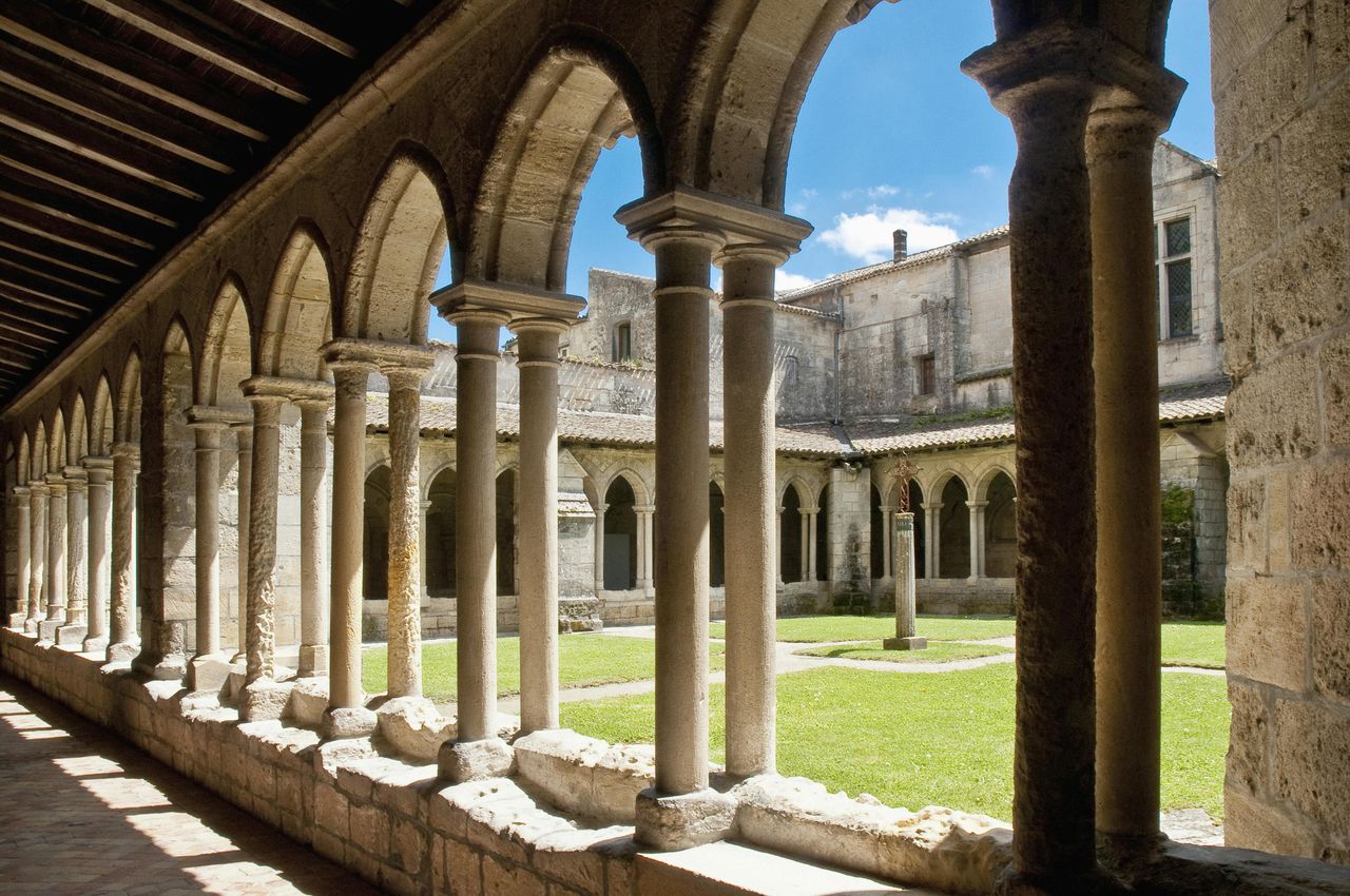 Villaggio di Saint-Émilion: Tour di un Giorno da Bordeaux con Degustazione Vini — 6