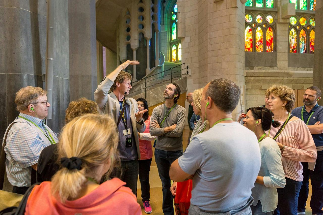 Vai con un locale: Salta la fila per il tour della Sagrada Família in olandese — 6