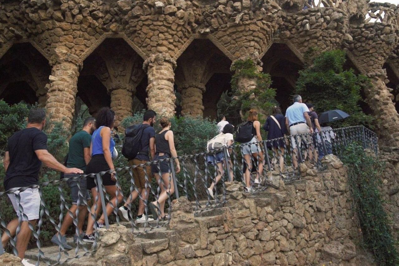 Parco Güell: Biglietto d'ingresso e Tour Guidato di 75 Minuti — 6