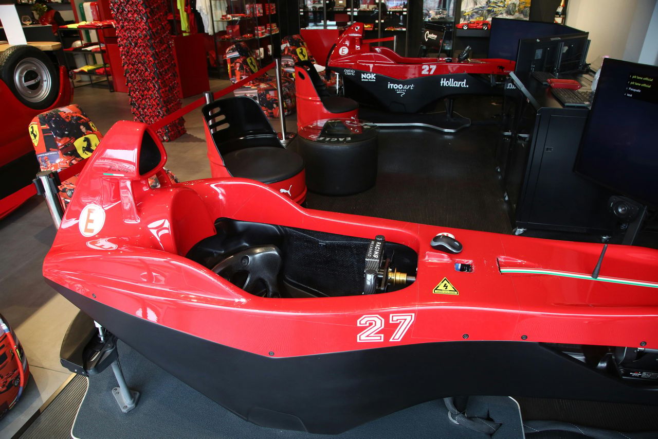 Museo Ferrari Maranello: Biglietto d'ingresso + Simulatore di F1 — 5