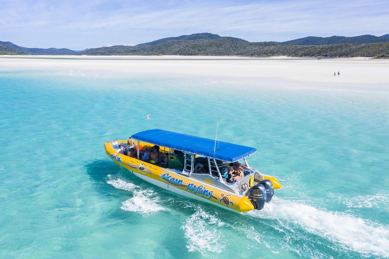 Whitsundays Ocean Rafting e Volo Panoramico — 8