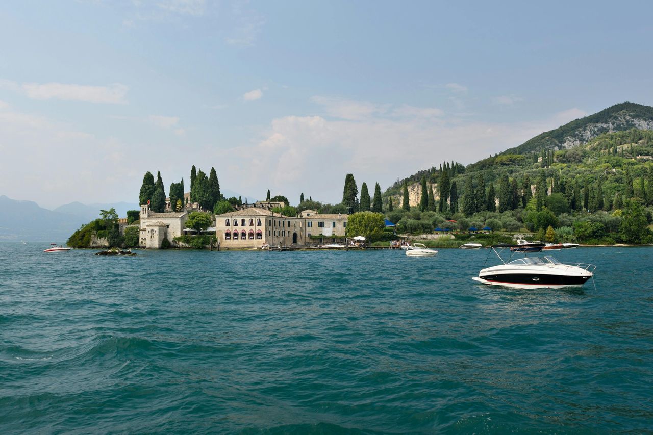 Lago di Garda: tour storico in barca da Peschiera del Garda — 3