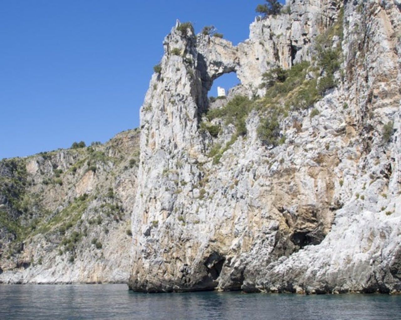Grotte di Capo Palinuro: Escursione in Barca da Palinuro — 4
