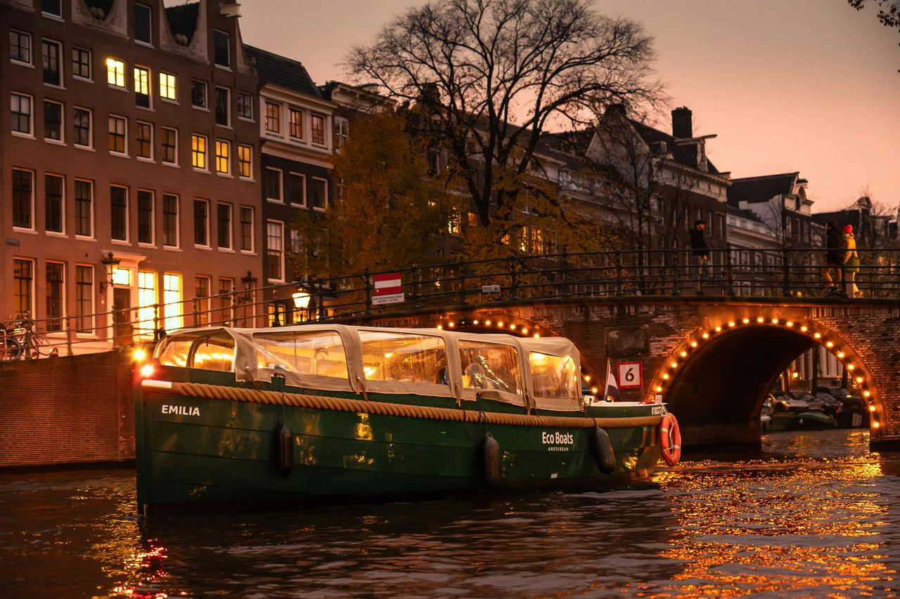 Amsterdam: Tour in barca sui canali + bevanda opzionale — 7