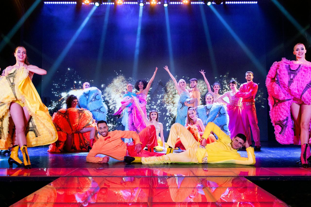 Paradis Latin: Cena e spettacolo di cabaret serale — 3