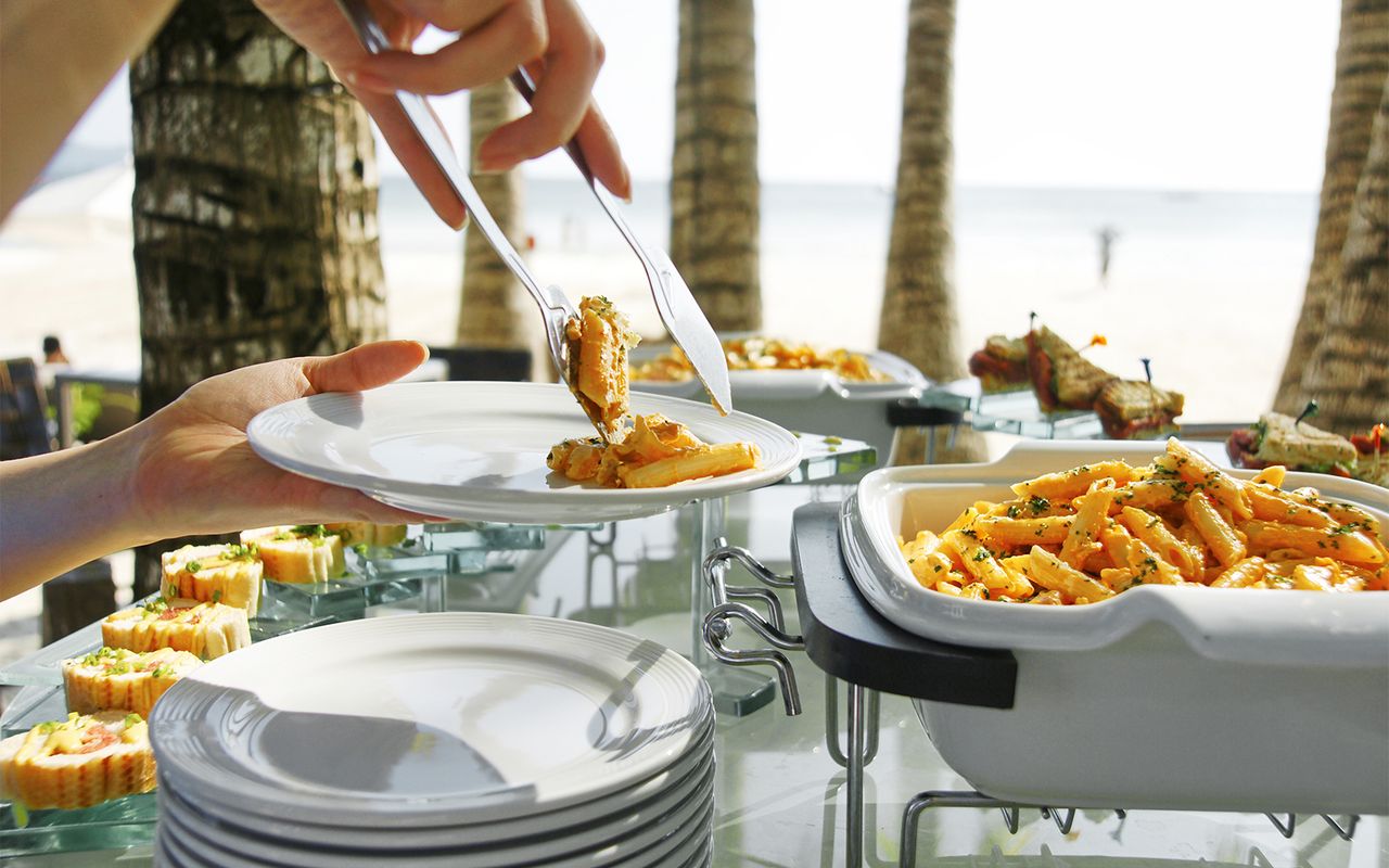 Moreton Island: Snorkeling dei relitti di Tangalooma, Kayak trasparente e tour del deserto in fuoristrada con pranzo — 4