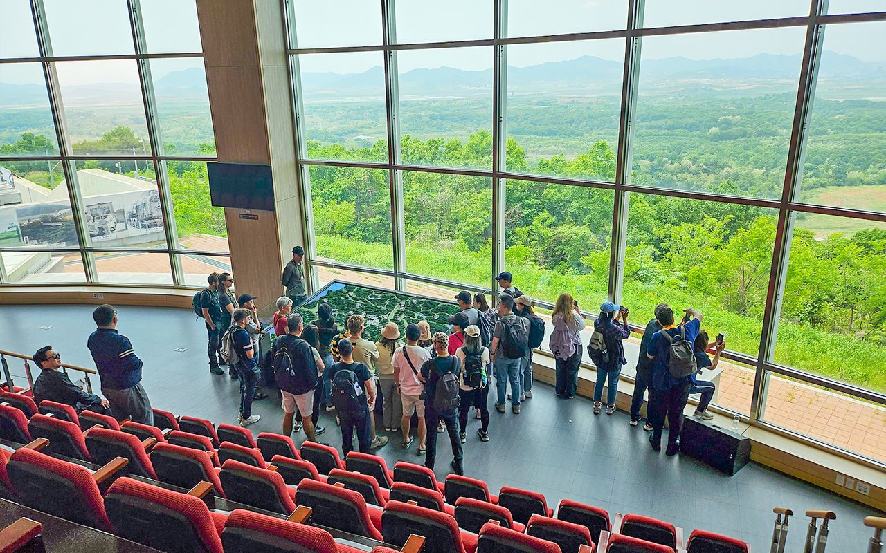 Tour di mezza giornata della DMZ con il Terzo Tunnel, l'Osservatorio Dora, il Parco Imjingak e altro ancora — 6