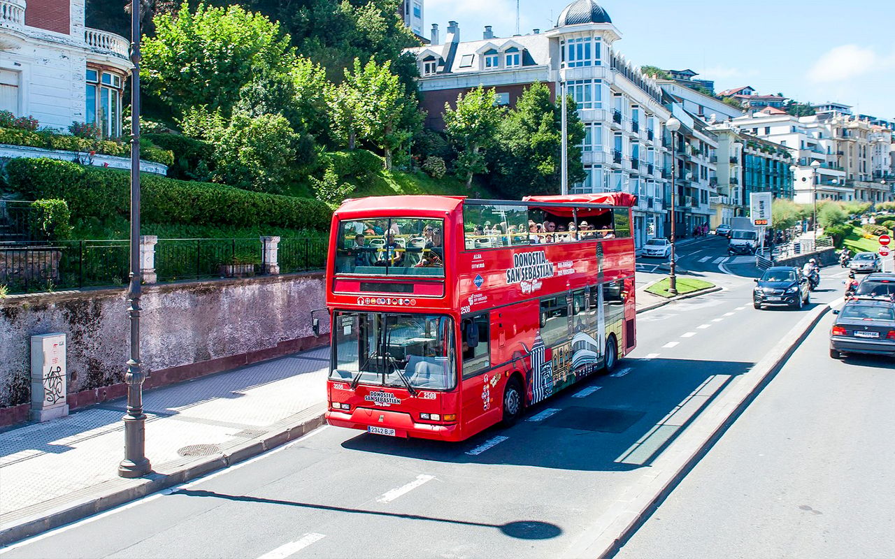 Tour della città: Tour di San Sebastian in autobus Hop-on Hop-off — 5