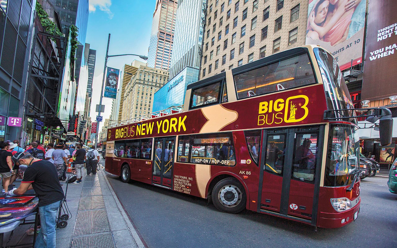 Combo: tour di New York in autobus Hop-on Hop-off + biglietti per la Statua della Libertà ed Ellis Island — 6