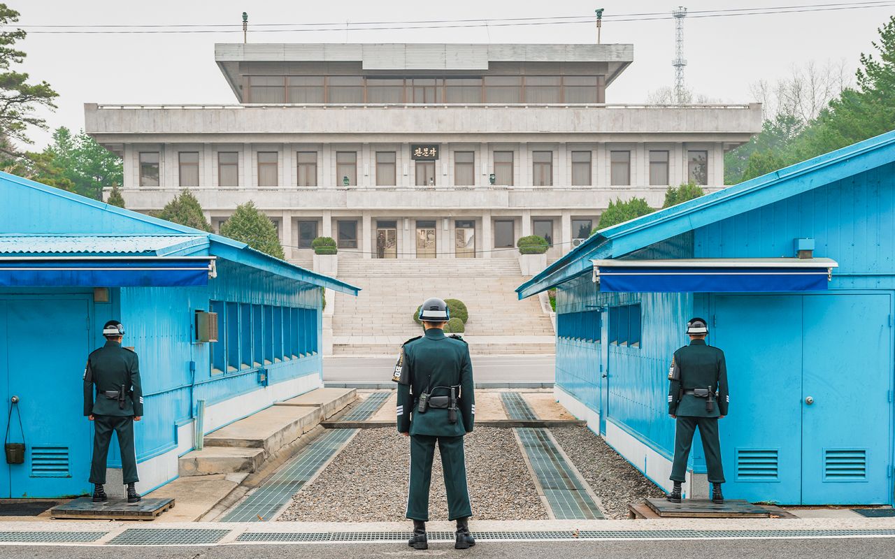 Tour di mezza giornata della DMZ con il Terzo Tunnel, l'Osservatorio Dora, il Parco Imjingak e altro ancora — 7