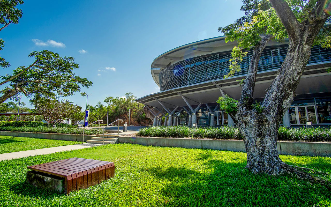 Combo: Tour in autobus Darwin Hop-on Hop-off + Biglietti Crocosaurus Cove + Biglietti per la struttura RFDS — 3