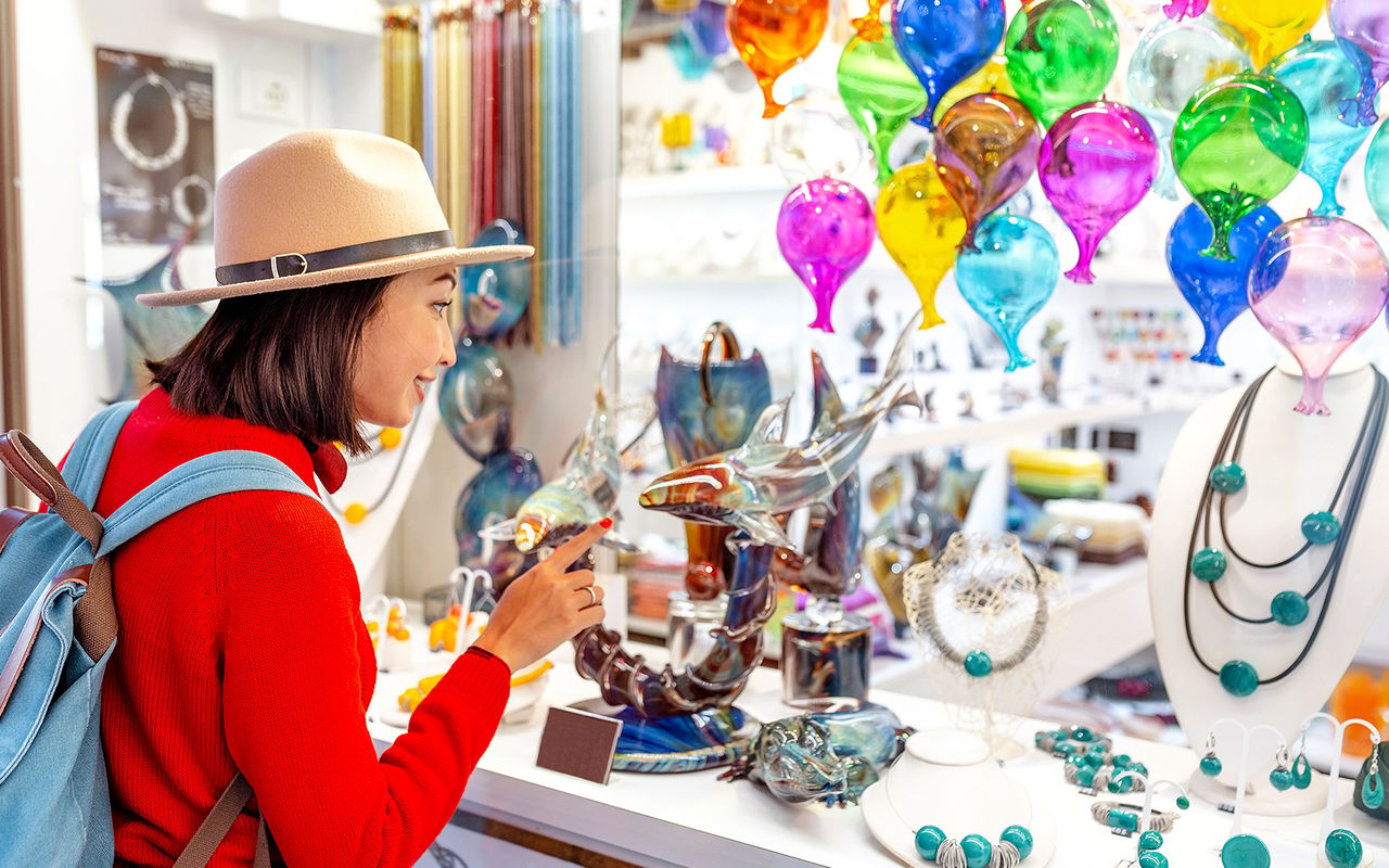 Tour privato in barca delle isole di Murano e Burano con dimostrazione di soffiatura del vetro — 5