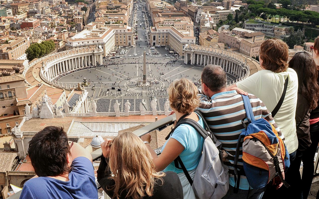 Tour guidato della basilica di San Pietro e delle Grotte Vaticane — 5