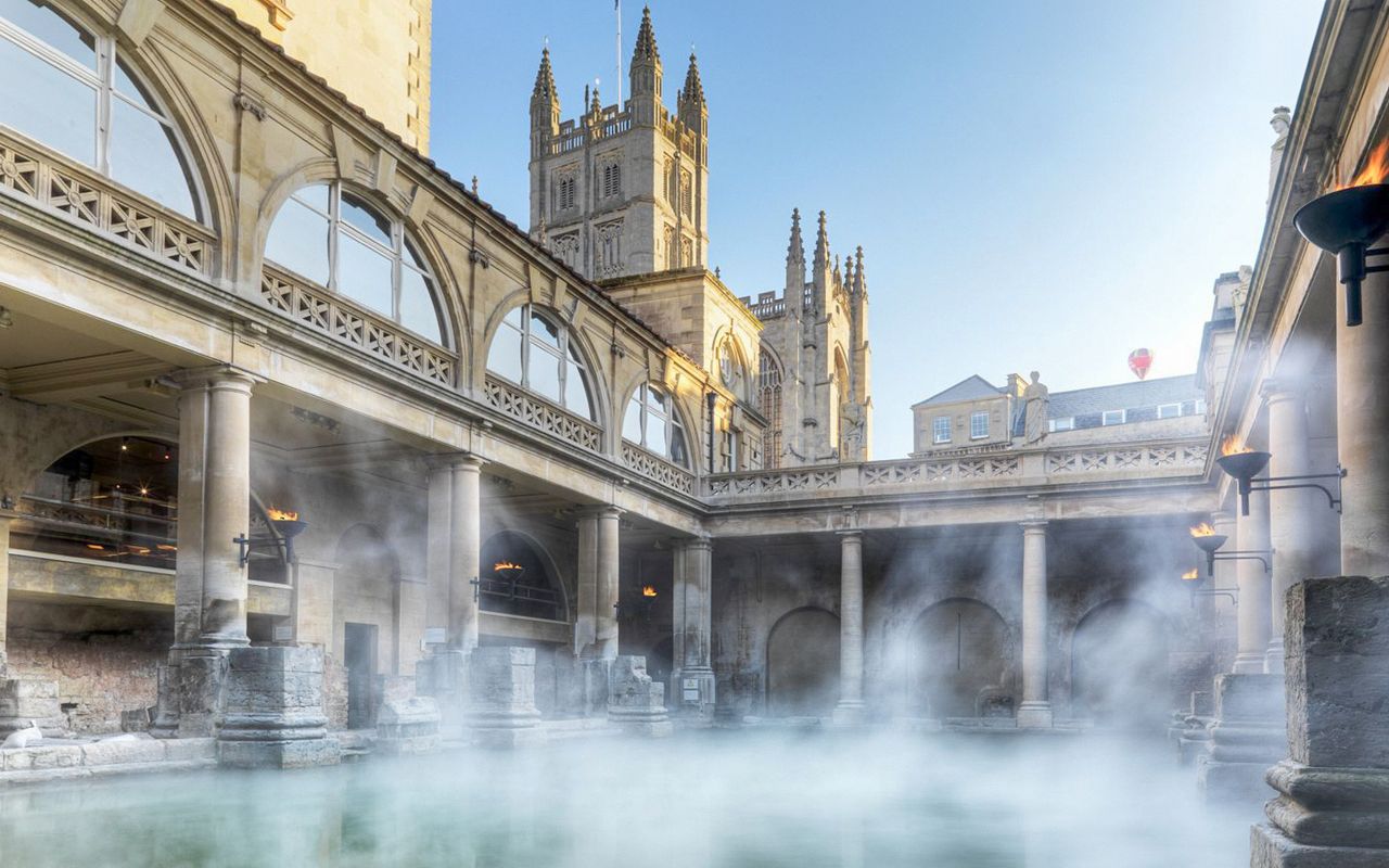Da Londra: tour in giornata a Stonehenge, al Castello di Windsor e Bath — 8
