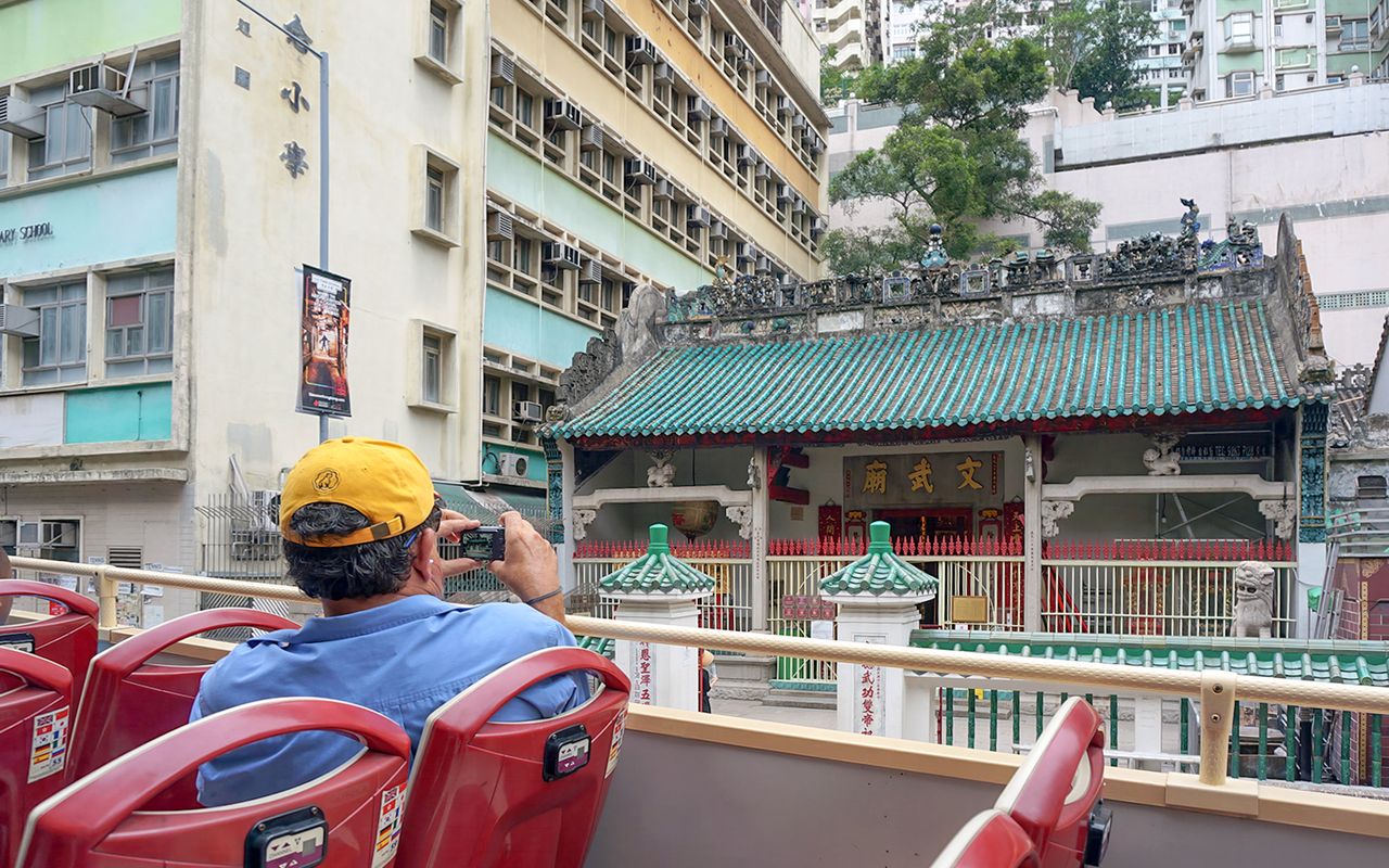 Big Bus: tour in autobus Hop-on Hop-off di Hong Kong con trasferimento in traghetto da Victoria Harbor — 2