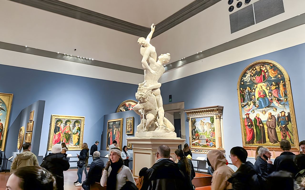 Tour guidato della Galleria dell'Accademia con accesso Salta la Fila — 4