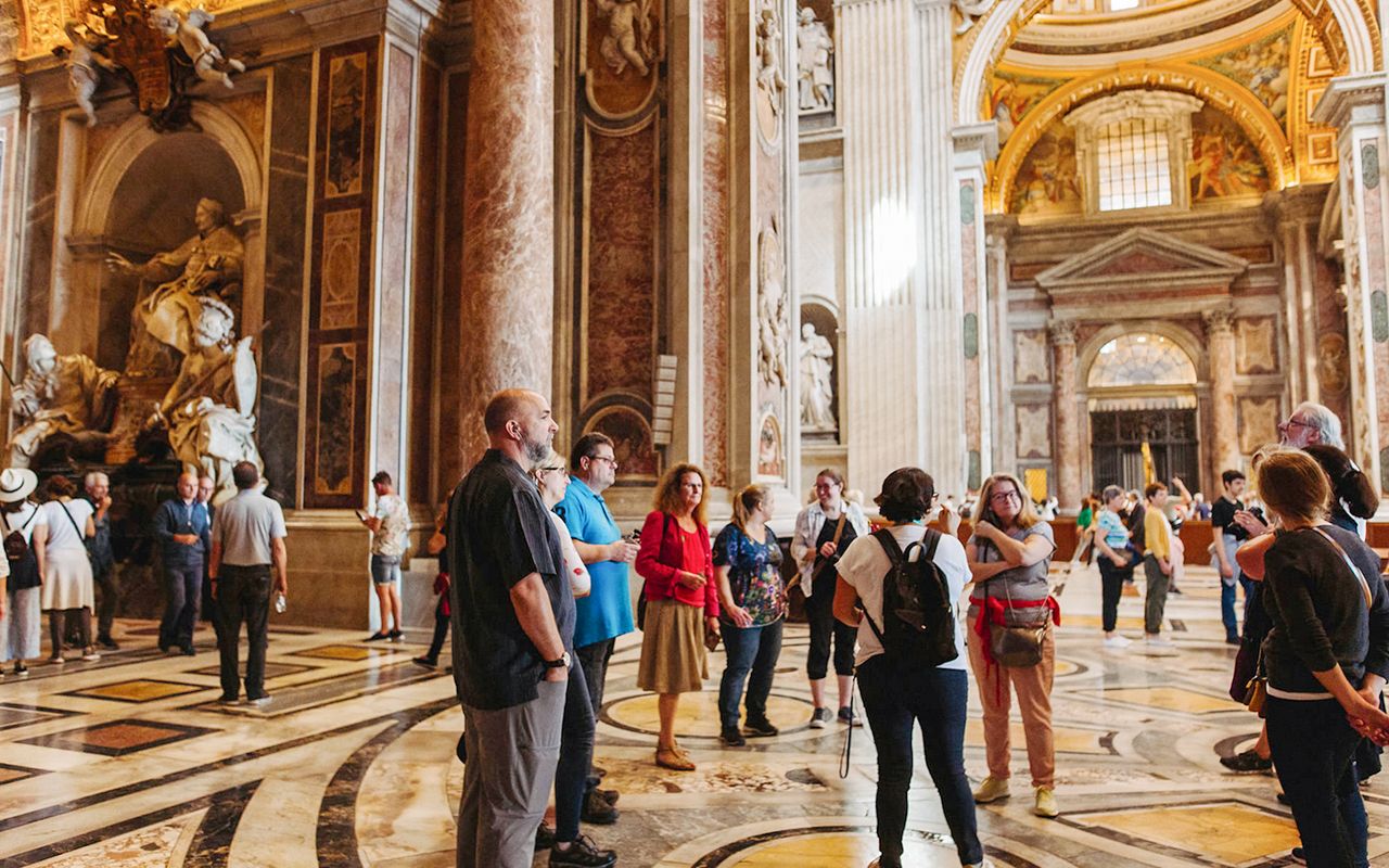 Tour guidato della basilica di San Pietro e delle Grotte Vaticane — 6