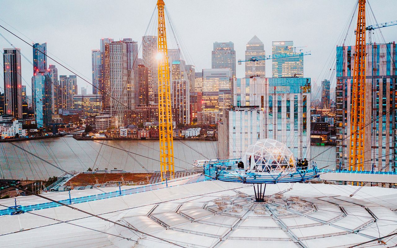 Esperienza Snow Globe a The O2 — 4