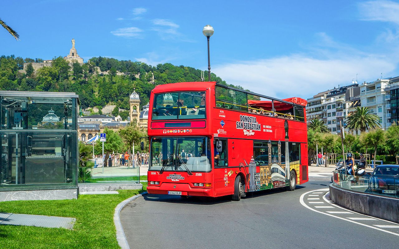 Tour della città: Tour di San Sebastian in autobus Hop-on Hop-off