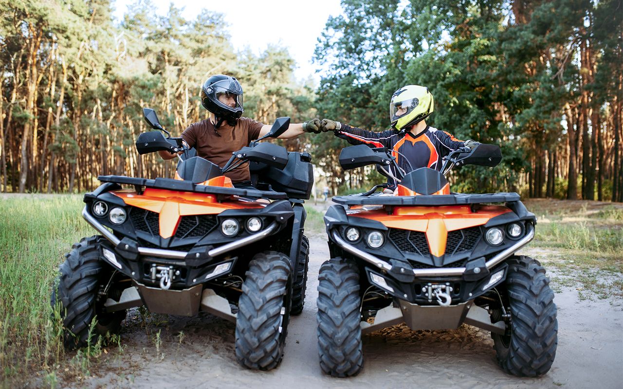Da Zakopane: Quad con piscine termali e trasferimento in hotel